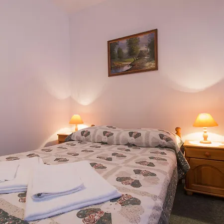 U Staszla Bed & Breakfast Banska Wyzna